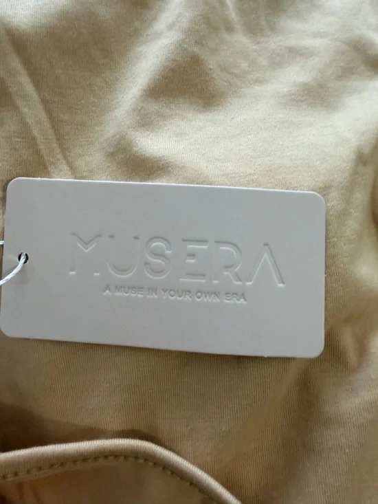 Asymmetric Fitted Ruched Tank Top - Women - Picture 9 of 10